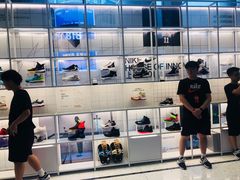 -NIKE品牌体验店(南京东路店)