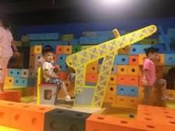 -太空学院儿童娱教乐园(中华广场店)