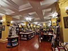 -果戈里书店