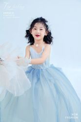 -芳妮豆丁儿童摄影（7城16年品牌）(积玉桥店)