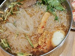 -青瓦餐厅·生鱼片·韩园烤肉(西塔店)