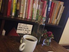 iphone_upload_pic-良友书坊(安徽路店)