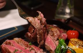 Dry-Aged Australian M5 Ribeye Steak