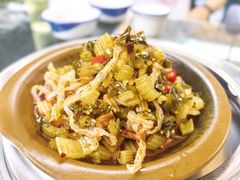 -都江堰石锅鱼