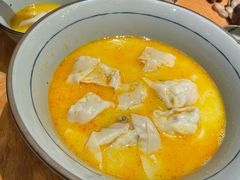 金汤黄鱼馄饨-蟹黄鱼·海派深夜面馆(巨鹿路店)