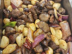 -老东镇啤酒屋海鲜加工·蒸汽海鲜·海鲜烧烤(台东店)