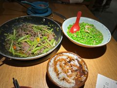 -吃饭皇帝大土家民族菜(正大广场店)