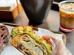 -沁屋面包店(人民东路店)