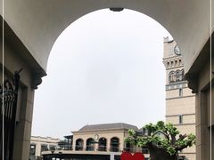 -王府井奥莱临潼小镇(临潼店)