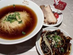 -松鹤面馆·古法焖肉面(观前店)