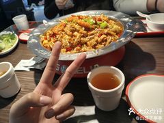 -胖哥俩肉蟹煲(梅溪步步高店)