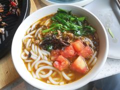油鸡㙡凉米线-半山腰·云南菜(侨福芳草地店)