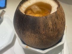 椰皇竹笙炖鸡汤-金戈戈香港豉油鸡(皇庭广场店)