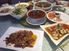 -忘忧草融合私房菜(红鼎国际店)