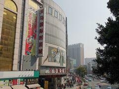 -广州白马服装市场