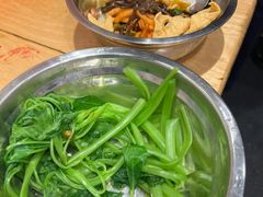 -柳州肥姨妈大骨螺蛳粉(万达中心店)
