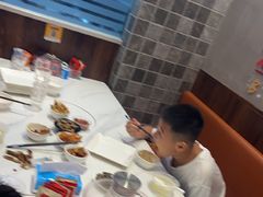 -聚在尊味虾皇·夜宵市集(新建店)