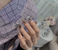 -LILY NAILS美甲美睫