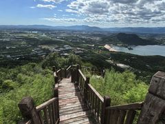 -北京十三陵国家森林公园蟒山景区