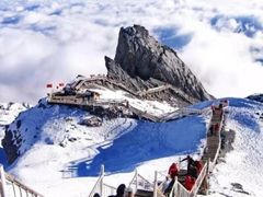 -玉龙雪山游客服务中心