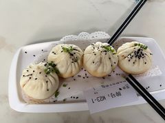 -弄堂咪道-饭香·面香·馄饨香(汇锦广场店)