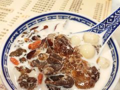 牛奶桃胶莲子-双喜老铺(人民广场店)