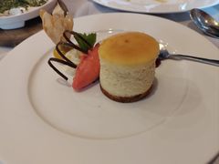 -塞纳河法国餐厅(意式风情街店)