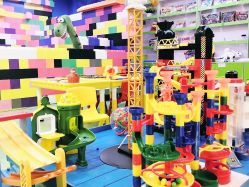 -开心哈乐亲子乐园(东森时尚百货店)