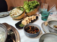 -喃喃椰·糟粕醋·椰子鸡火锅(七堡花园店)