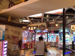 -卡通尼乐园(重庆南坪协信星光店)
