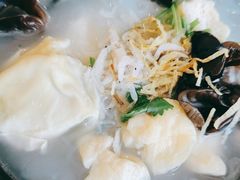油豆腐百叶包粉丝-小杨生煎(香港名都店)