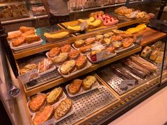 -巴黎贝甜(大宁国际商业广场店)