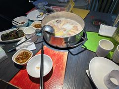 -四季喧黔味豆米火锅(万达广场店)