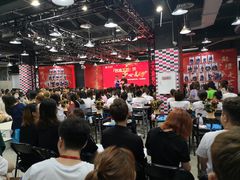 -粤港芭莎美容美发化妆学校