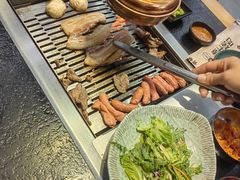 -臻牛烤肉
