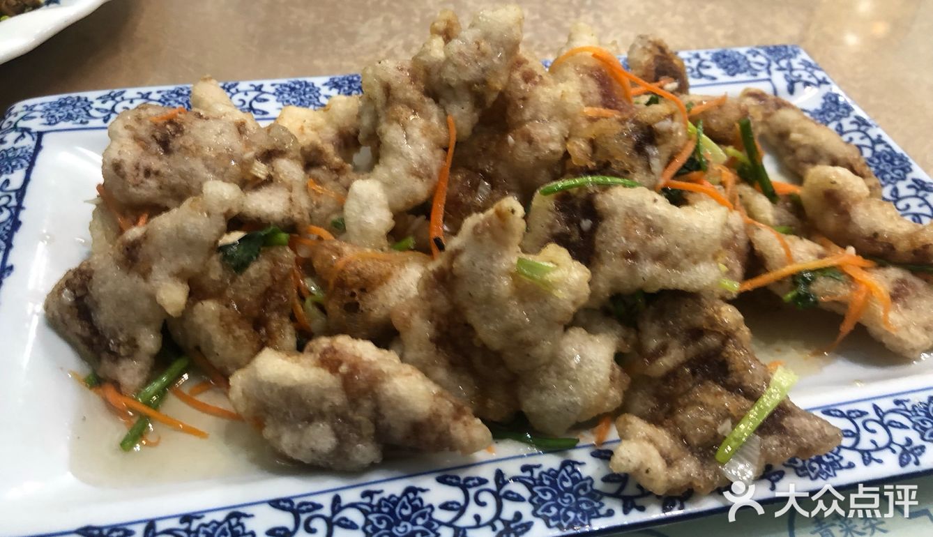 我记得在民益街还有个店,那里不太好停车,所以就到这里了