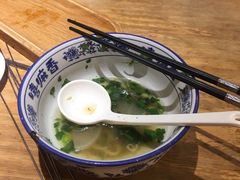 -嘻小北·兰州清汤牛肉面(太平洋森活天地店)