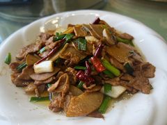 酸木瓜炒肉-水上人家民俗餐厅(洱海公园店)