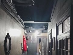 -荒岛实景沉浸密室(江汉路1店)