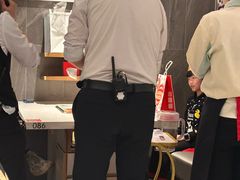 -海底捞火锅(长宁路龙之梦店)