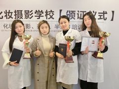 -群丽化妆摄影美甲纹绣培训学校