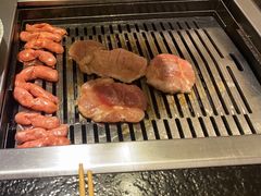 -臻牛烤肉