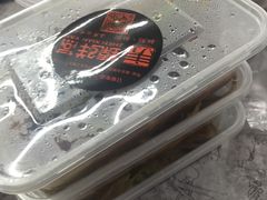 -臻鲜燕海鲜融合餐厅(金陵style店)