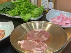 -臻牛烤肉