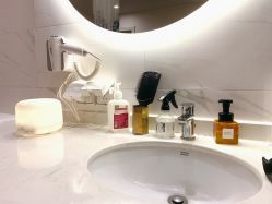 -东英经典SKIN&SPA
