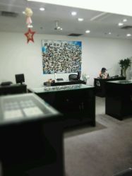 -威德钻石-克拉钻大本营(南京东路店)