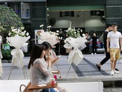 -Line 咖啡(石厦花园店)