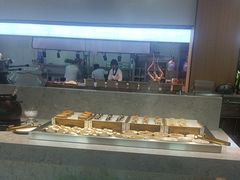 -新艺自助美食城(中山路店)