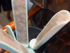 -东巴婆婆云南鱼豆花火锅(大东门店)