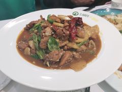 -胡氏大盘鸡新疆菜(谈固店)